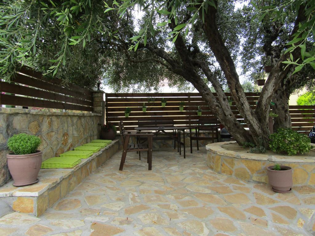 Filanthi Apartments Paralia Vrachou Extérieur photo